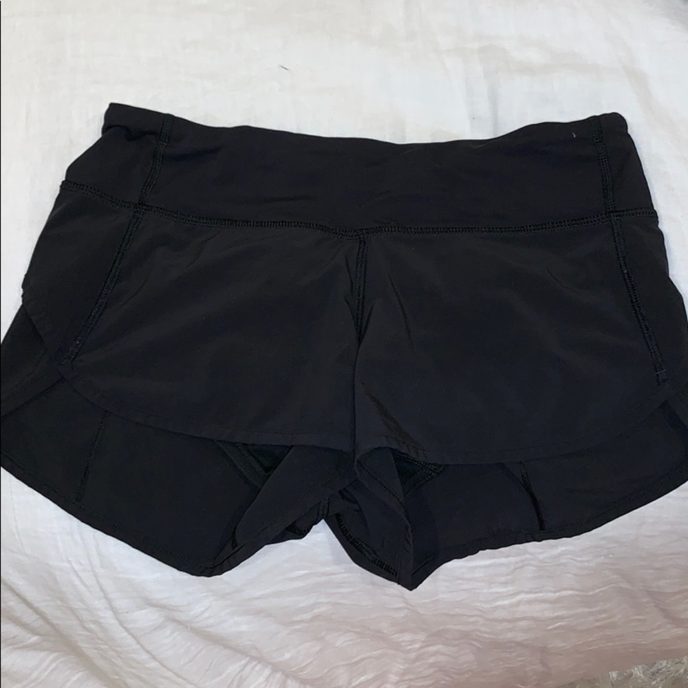 Lululemon black speed up 2.5 shorts